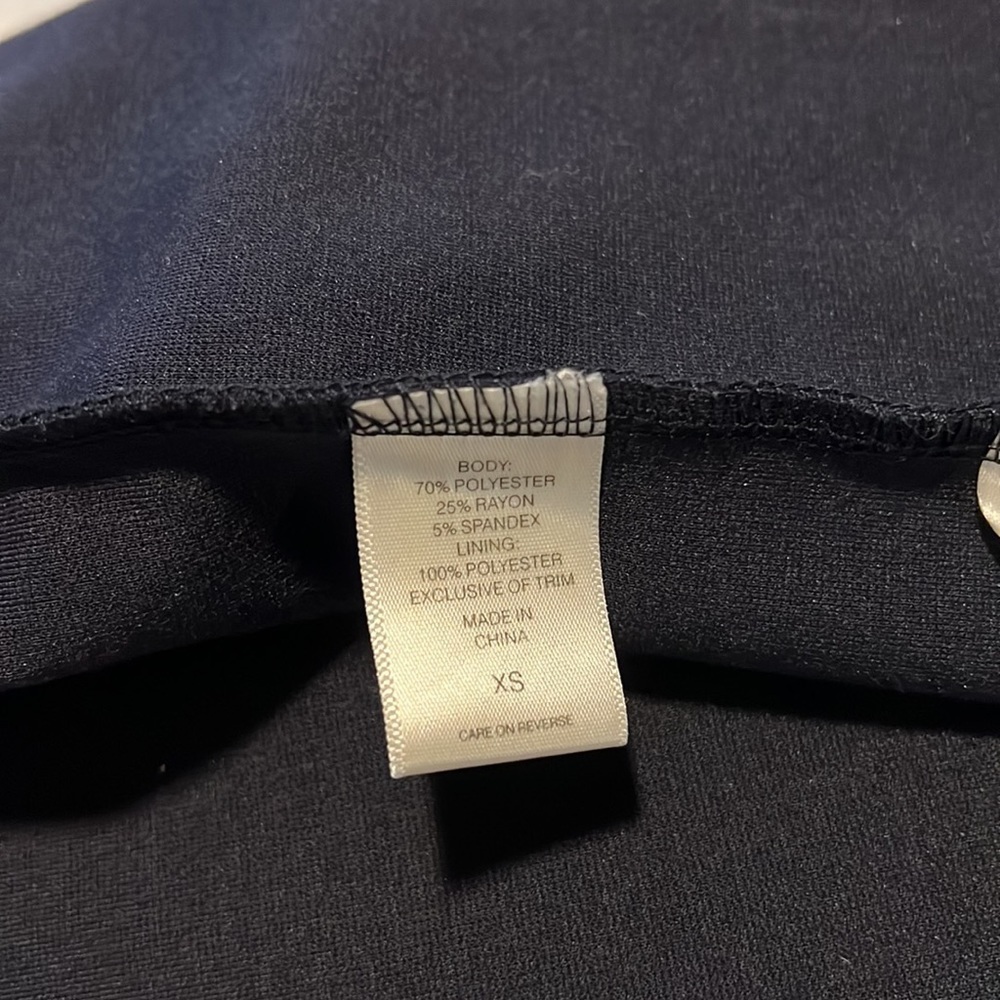 New York & Company - navy blue dress- size XS (fits like a small) - Picture 4 of 5